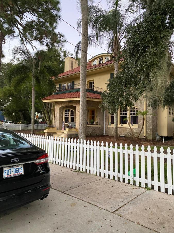 Ms. Maggie'S South Country Inn Daytona Beach Exterior photo