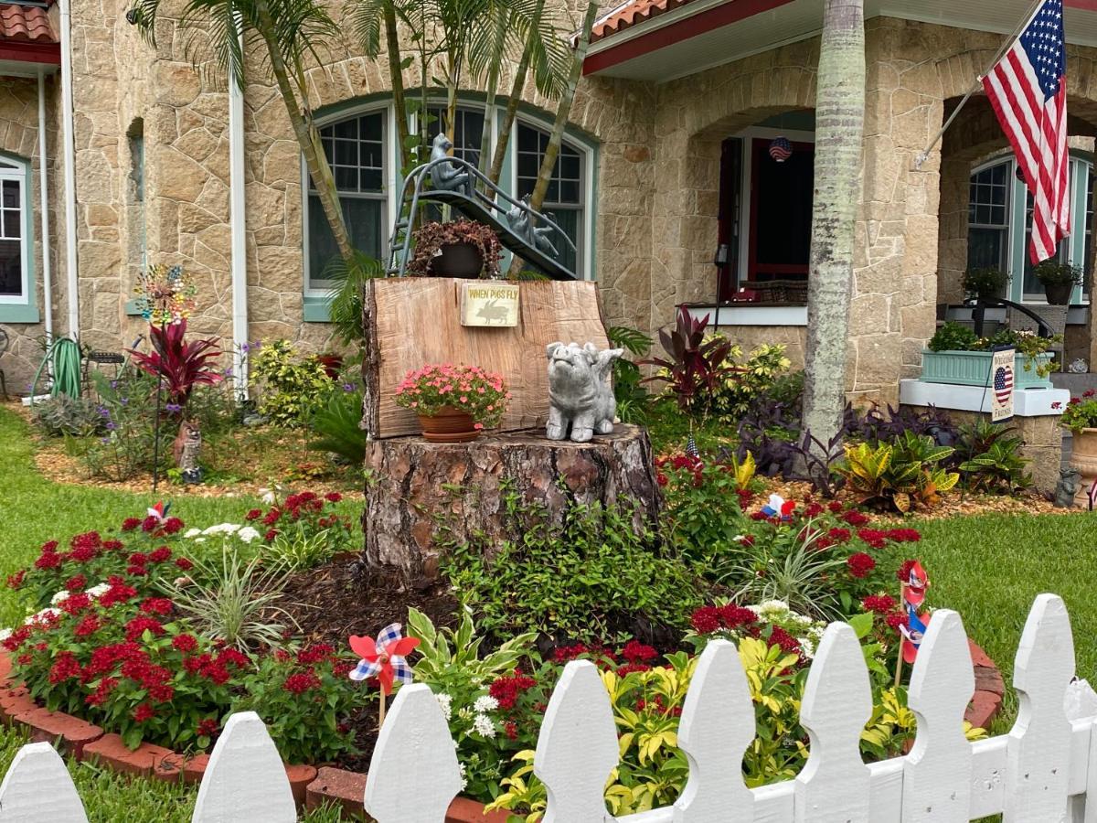 Ms. Maggie'S South Country Inn Daytona Beach Exterior photo